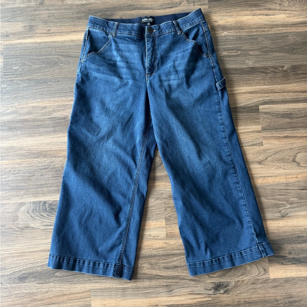 Mac and Me Wide High Rise Leg  Ankle Jeans Size 16